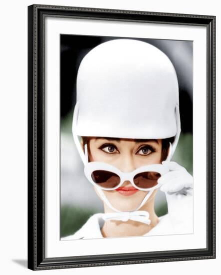 How to Steal a Million, Audrey Hepburn, 1966-null-Framed Photo