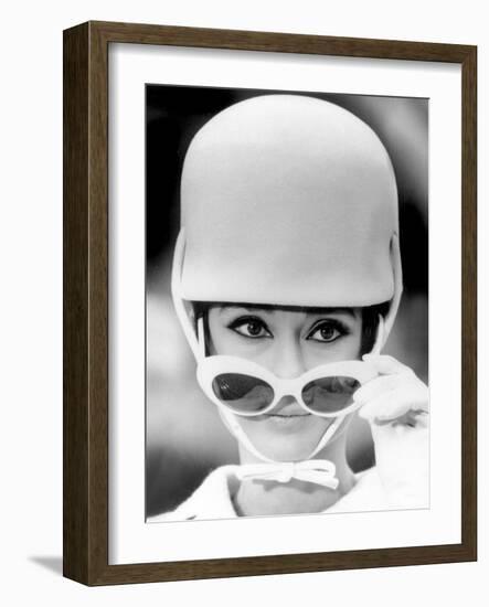 How to Steal a Million, Audrey Hepburn, 1966-null-Framed Photo