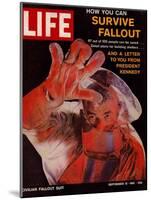 How You Can Survive Fallout, September 15, 1961-Ralph Morse-Mounted Photographic Print