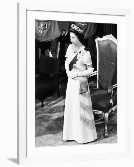 Hrh Queen Elizabeth II at the Royal Silver Jubilee Tour in New Zealand-null-Framed Photographic Print