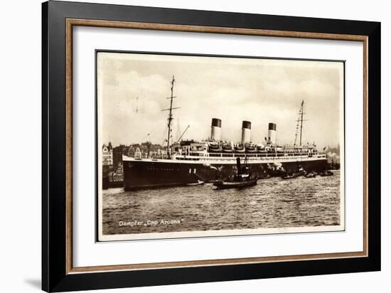 HSDG, Dampfschiff Cap Arcona Am Hafen, Schlepper-null-Framed Giclee Print