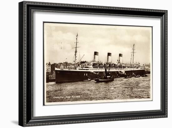 HSDG, Dampfschiff Cap Arcona Am Hafen, Schlepper-null-Framed Giclee Print