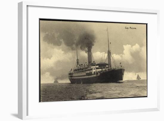 HSDG, Dampfschiff Cap Arcona in Fahrt, Segelboote-null-Framed Giclee Print