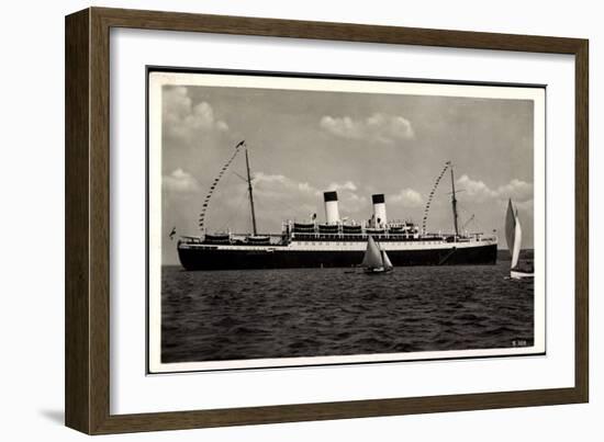 HSDG, M.S. Monte Olivia, Dampfschiff, Segelboote-null-Framed Giclee Print