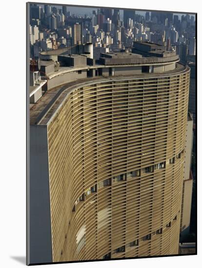 Huge Curved Office Block Facade, Designed by Oscar Niemeyer, Sao Paulo, Brazil, South America-Waltham Tony-Mounted Photographic Print