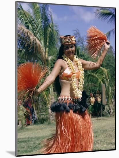 Hula Dance in Kapiolani Park, Waikiki, Hawaii, Hawaiian Islands, USA-Ursula Gahwiler-Mounted Photographic Print