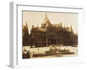 Hungary, Budapest, Budapest Occupied by Romanians in September-October 1919-null-Framed Giclee Print