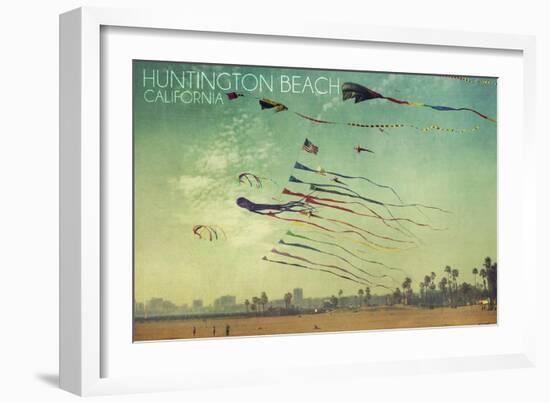 Huntington Beach, California - Kites and Beach-Lantern Press-Framed Art Print