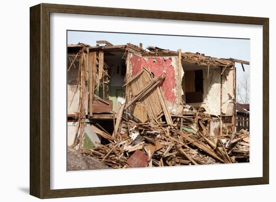 Hurricane Earthquake Disaster Damage Ruined House-ia_64-Framed Photographic Print