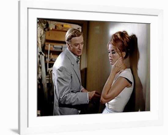 HURRY SUNDOWN, 1967 directed by OTTO PREMINGER Michael Caine and Jane Fonda (photo)-null-Framed Photo