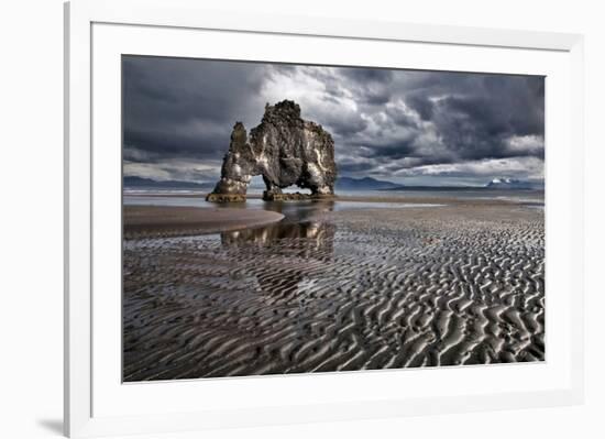 Hvatserkur-null-Framed Premium Giclee Print