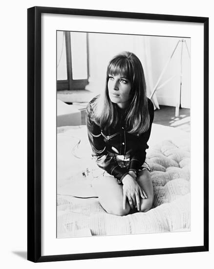 I Married You for Fun, 1967 (Ti Ho Sposata Per Allegria)-null-Framed Photographic Print