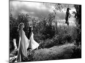 I Walked With A Zombie, Christine Gordon, Frances Dee, 1943-null-Mounted Photo