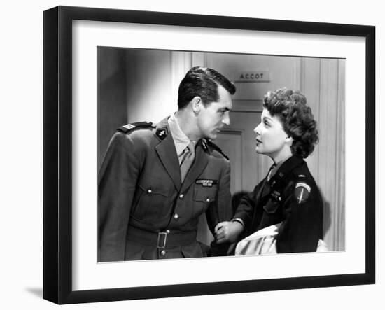 I Was A Male War Bride, Cary Grant, Ann Sheridan, 1949-null-Framed Photo