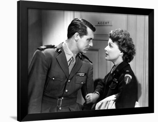 I Was A Male War Bride, Cary Grant, Ann Sheridan, 1949-null-Framed Photo