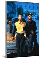 ICE CUBE; CUBA GOODING JR.. "BOYZ N THE HOOD: INCREASE THE PEACE" [1991] (BOYZ N THE HOOD), dire...-null-Mounted Photographic Print