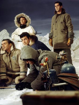 Ice Station Zebra Photo Allposters Com