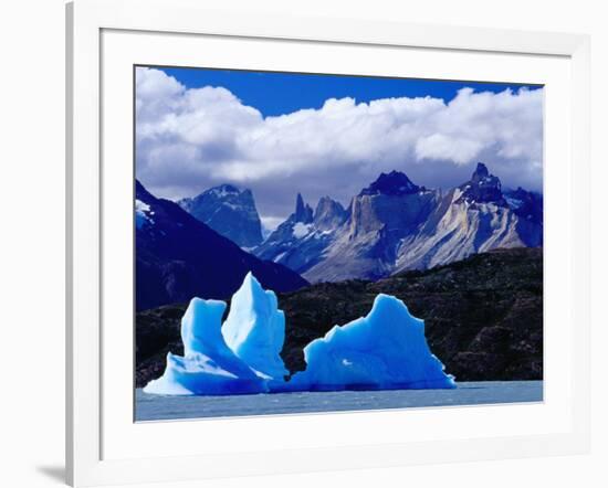 Icebergs in Lake Grey and Mountains of the Macizo Paine Massif, Patagonia, Chile-Richard I'Anson-Framed Photographic Print