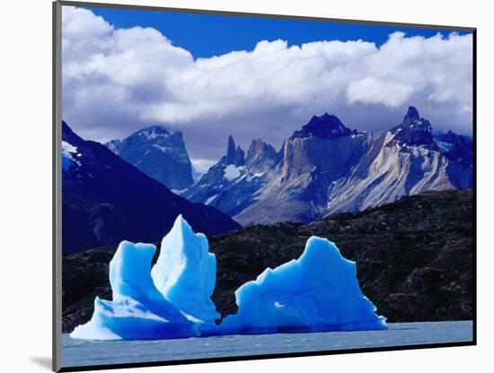 Icebergs in Lake Grey and Mountains of the Macizo Paine Massif, Patagonia, Chile-Richard I'Anson-Mounted Photographic Print