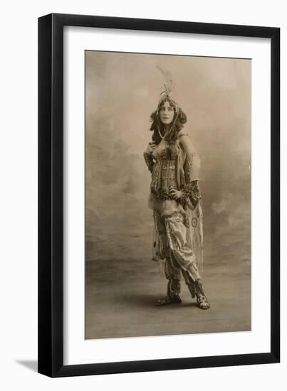 Ida Rubinstein, Russian Ballerina, 1910-null-Framed Giclee Print