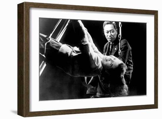 Ikiru, Miki Odagiri, Takashi Shimura, 1952-null-Framed Premium Photographic Print