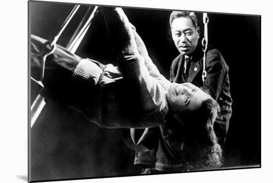 Ikiru, Miki Odagiri, Takashi Shimura, 1952-null-Mounted Premium Photographic Print