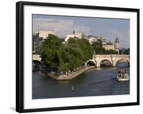 Ile De La Cite, Paris, France-Sergio Pitamitz-Framed Photographic Print