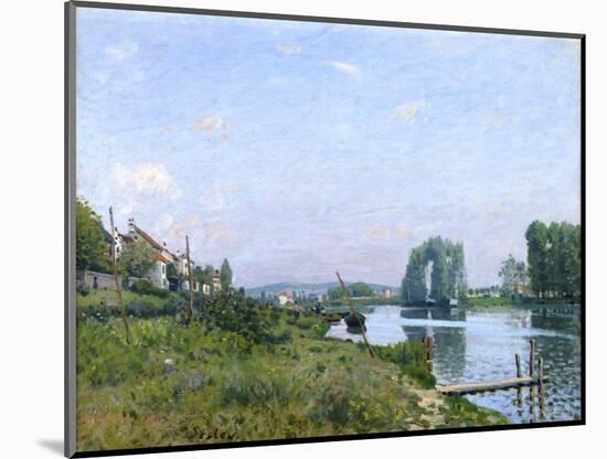 Ile Saint-Denis, 1872-Alfred Sisley-Mounted Giclee Print