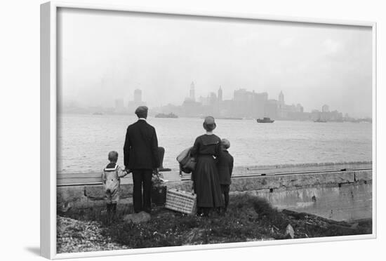 Immigrant Family Looking at New York Skyline-null-Framed Photographic Print