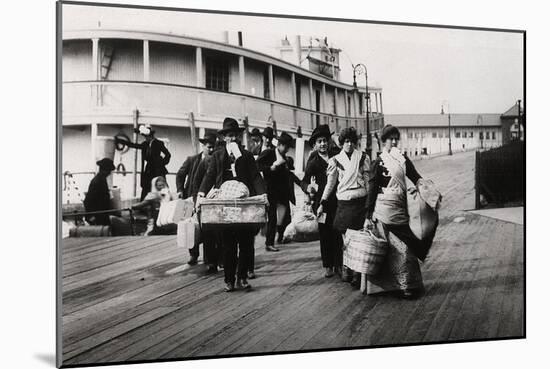 Immigrants to the USA Landing at Ellis Island, New York, C1900-null-Mounted Giclee Print