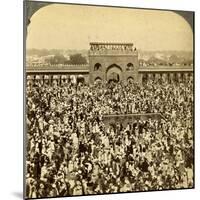 In the Court of the Jumma Mosque During the Annual Fast, Delhi, India-Underwood & Underwood-Mounted Photographic Print