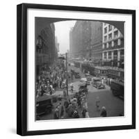 In the Heart of the Shopping District on State Street, Chicago, Illinois, USA, Early 20th Century-null-Framed Giclee Print