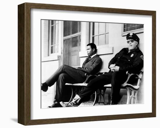 In the Heat of the Night, Sidney Poitier, Rod Steiger, 1967-null-Framed Photo