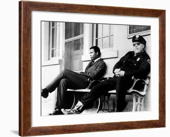 In the Heat of the Night, Sidney Poitier, Rod Steiger, 1967-null-Framed Photo