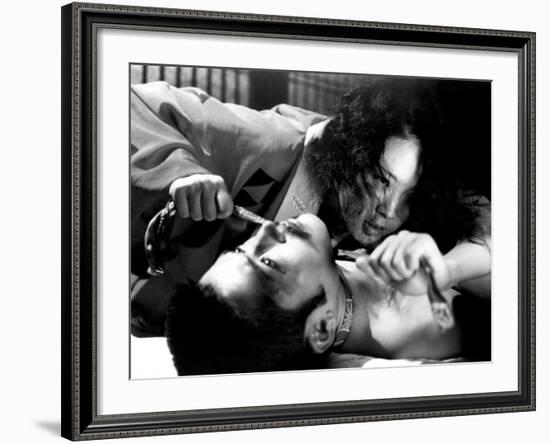 In The Realm Of The Senses, (aka Ai No Corrida), Tatsuya Fuji, Eiko Matsuda, 1976-null-Framed Photo