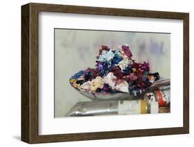 In the studio, oil paint-Christine Meder stage-art.de-Framed Photographic Print