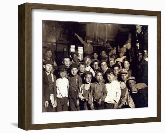 Indianapolis Newsboys, Lewis Hine, 1908-Science Source-Framed Giclee Print