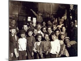 Indianapolis Newsboys, Lewis Hine, 1908-Science Source-Mounted Giclee Print