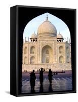 Indien Taj Mahal Jahrestag-Gurinder Osan-Framed Stretched Canvas