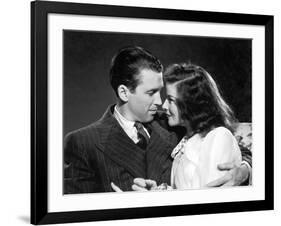 Indiscretions THE PHILADELPHIA STORY by George Cukor avecJames Stewart and Katharine Hepburn, 1940 -null-Framed Photo