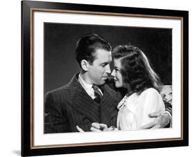 Indiscretions THE PHILADELPHIA STORY by George Cukor avecJames Stewart and Katharine Hepburn, 1940 -null-Framed Photo