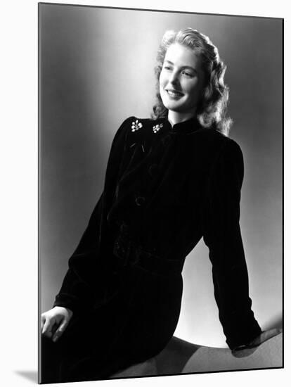 Ingrid Bergman, Portraitc.1946-null-Mounted Photo