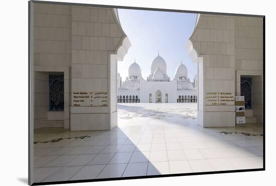 Inner Courtyard, Sheikh Zayed Bin Sultan Al Nahyan Moschee, Al Maqtaa-Axel Schmies-Mounted Photographic Print