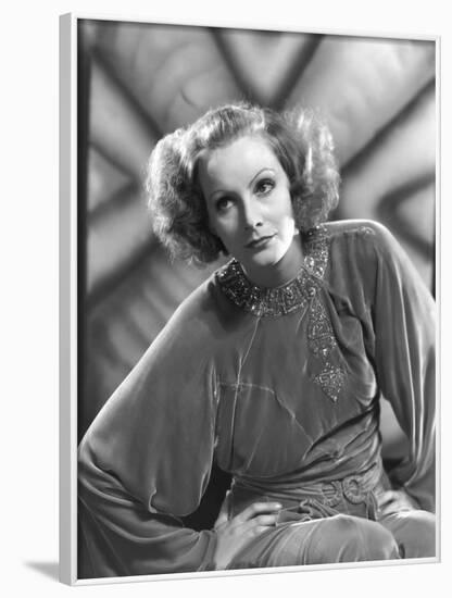 INSPIRATION, 1931 directed by CLARENCE BROWN Greta Garbo (b/w photo)-null-Framed Photo