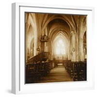 Intérieur d'église-null-Framed Giclee Print