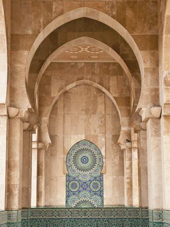 https://imgc.allpostersimages.com/img/posters/interior-of-hassan-ii-mosque-casablanca-morocco-africa_u-L-PNPOBU0.jpg?artPerspective=n
