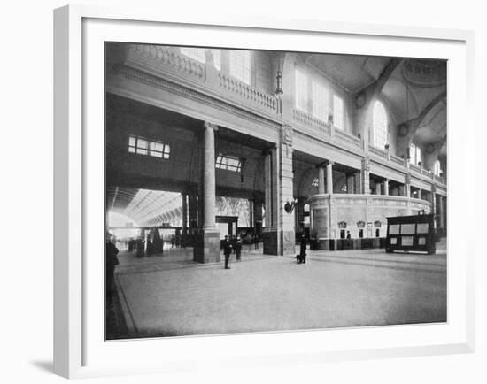 Interior of Retiro Raiway Station, Buenos Aires, Argentina-null-Framed Giclee Print