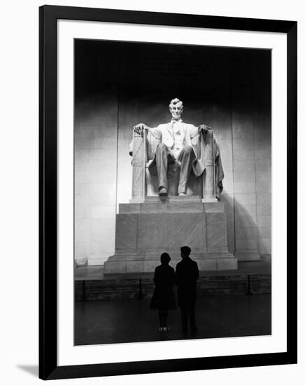 Interior of the Lincoln Memorial-Carl Mydans-Framed Photographic Print