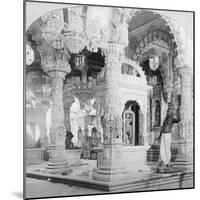 Interior of the Temple of Babulnath, Bombay, India, 1901-BW Kilburn-Mounted Giclee Print