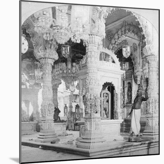 Interior of the Temple of Babulnath, Bombay, India, 1901-BW Kilburn-Mounted Giclee Print